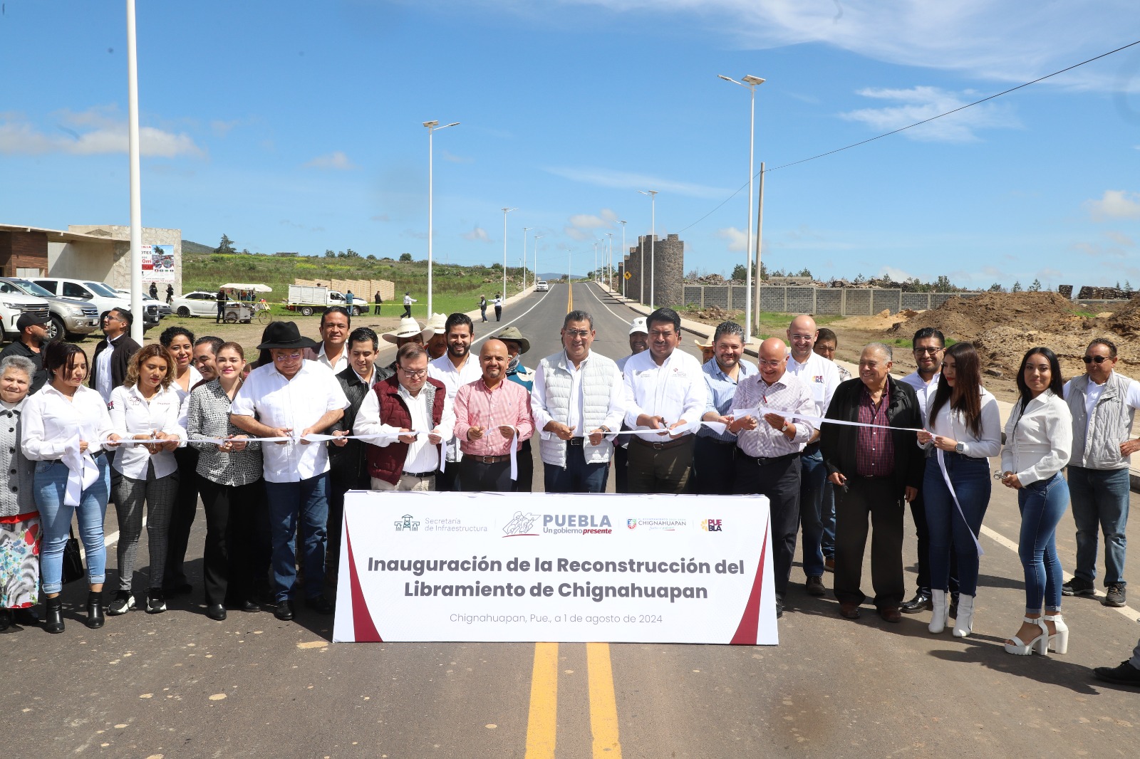 Con obra carretera y programas sociales, Sergio Salomón impulsa progreso integral en Chignahuapan 