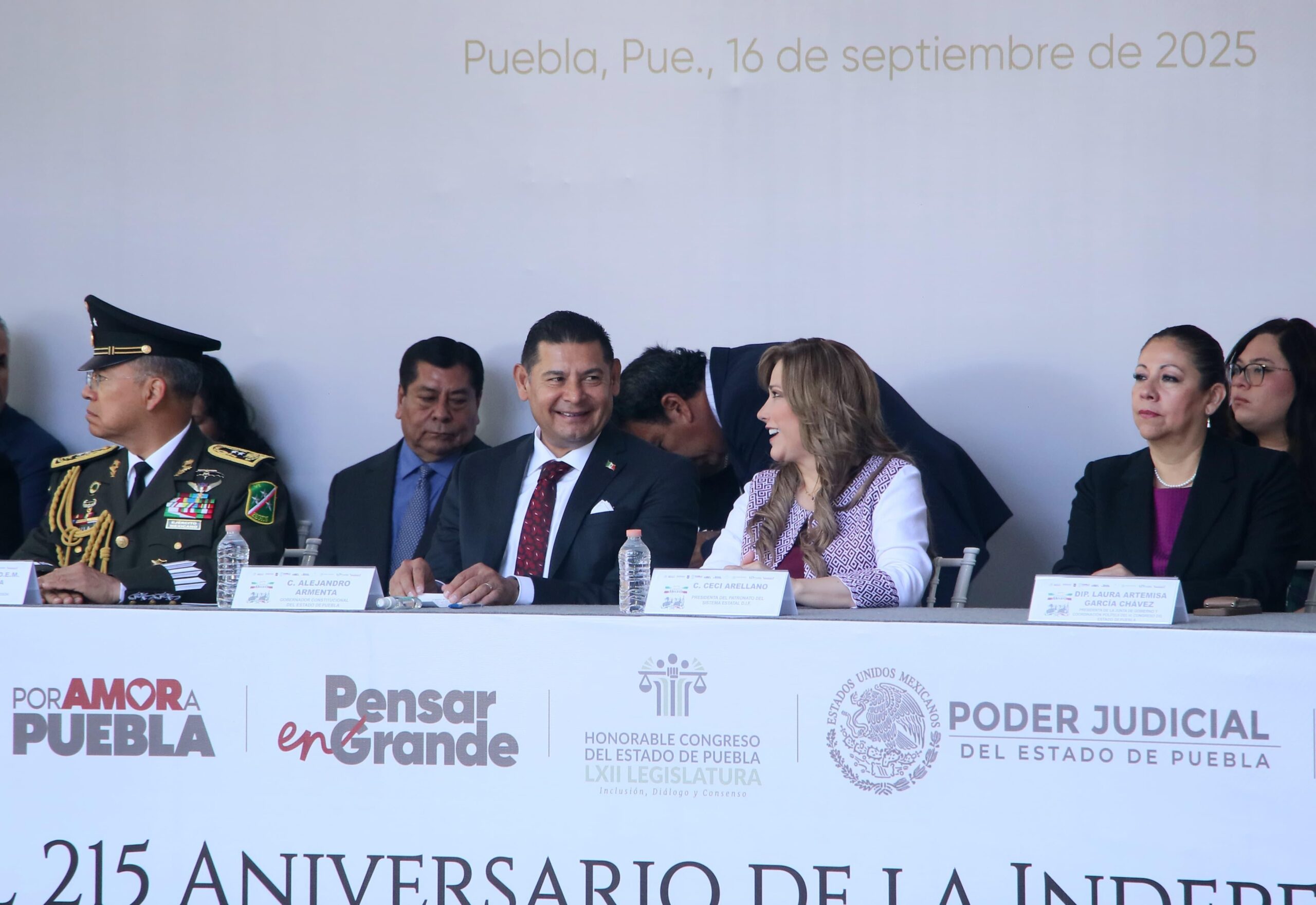 Fuerzas Armadas garantizan paz, seguridad y orden constitucional: SEP