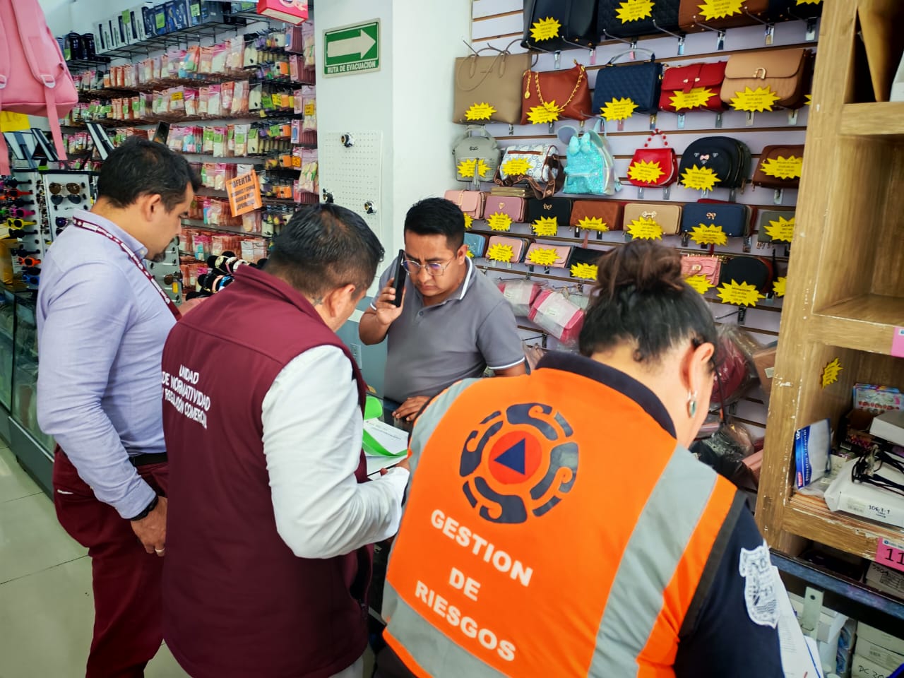 Refuerzan los tres órdenes de gobierno legalidad y seguridad en establecimientos comerciales