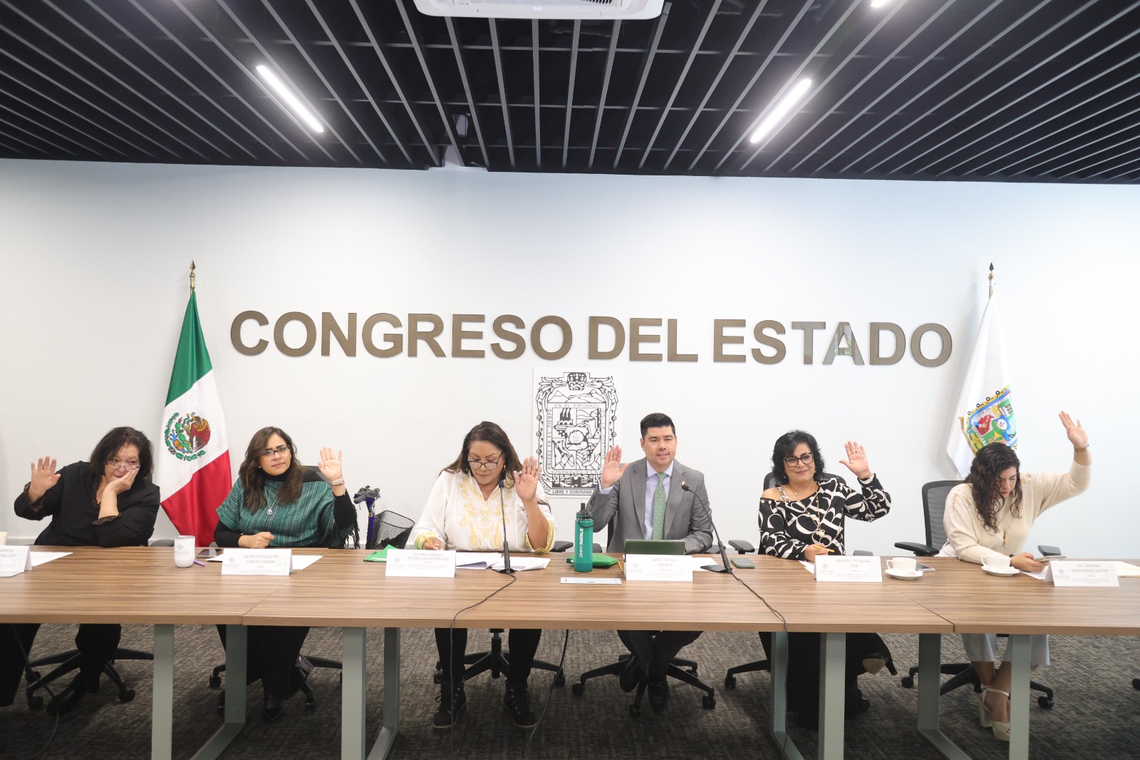 Avala Comisión del Congreso reforma a la Constitución federal para expedir Ley en materia de extorsión 