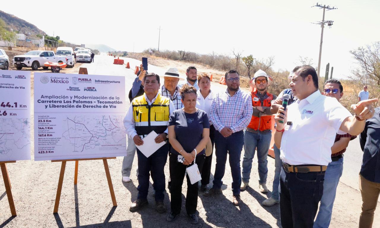 Avanza Gobierno Federal con carretera que conectará a la Mixteca poblana con Oaxaca y Guerrero