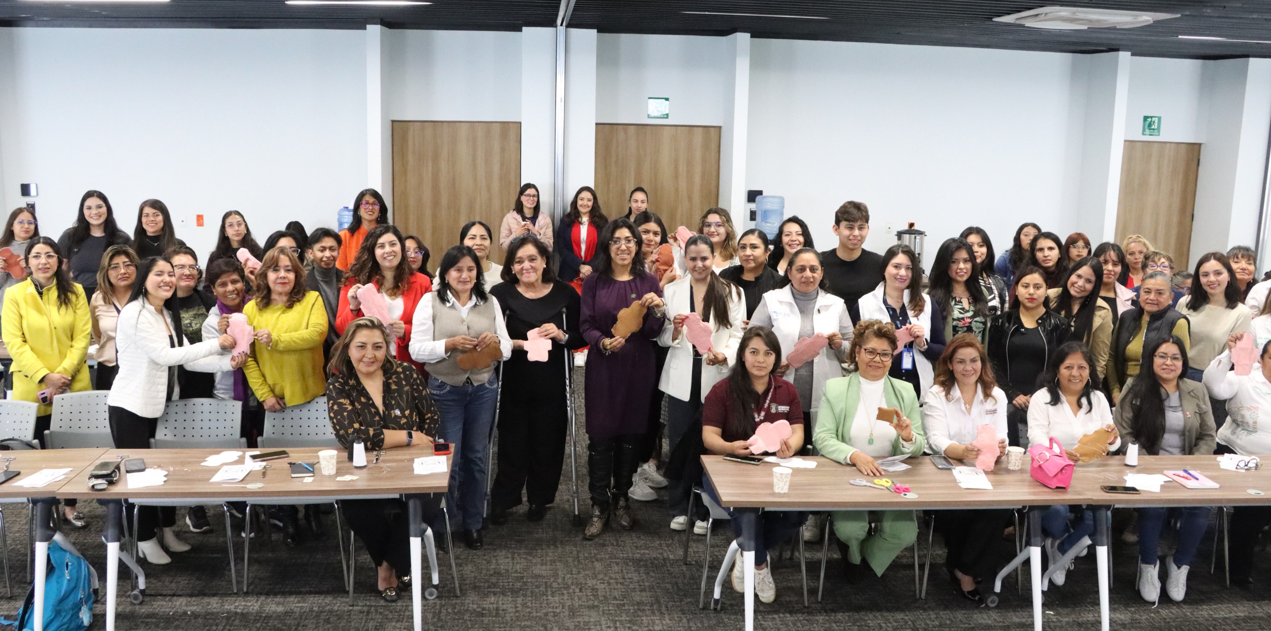 Promueve diputada Norma Pimentel el taller “Dignidad Menstrual”