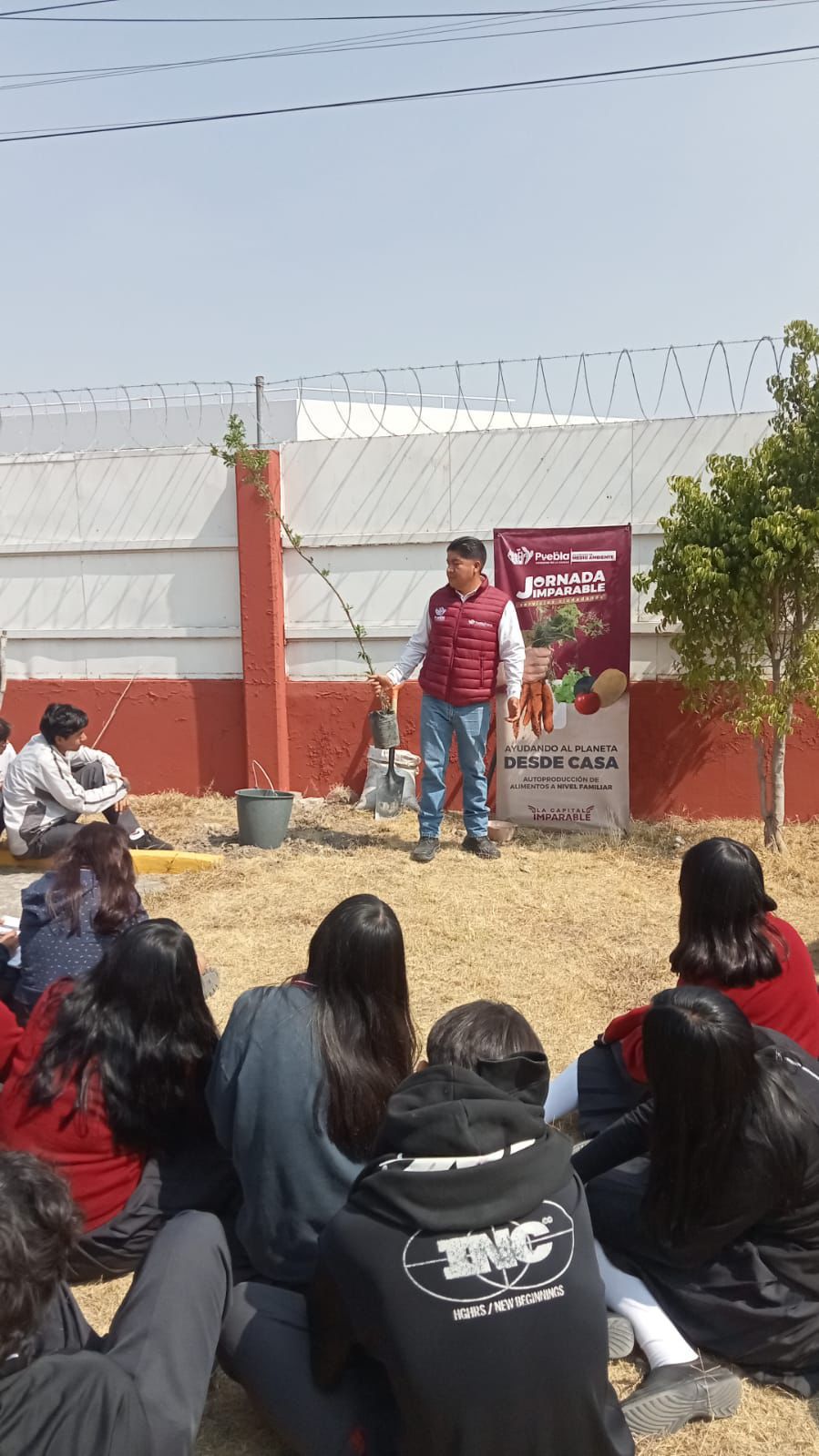Impulsa Pepe Chedraui cultura ambiental en instituciones educativas de la capital