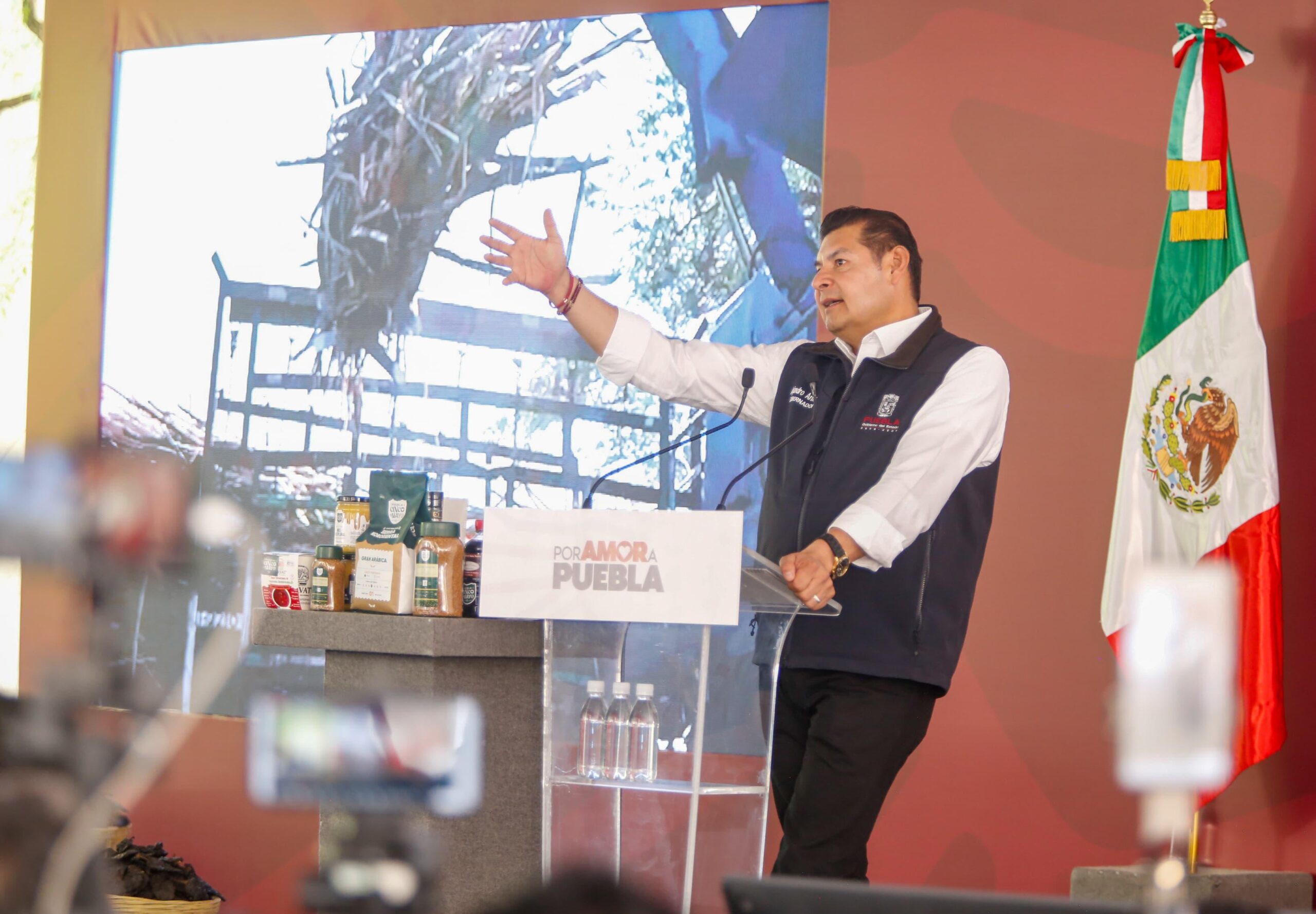 Con presencia en territorio, Gobierno Estatal fortalece atención en San Martín Texmelucan