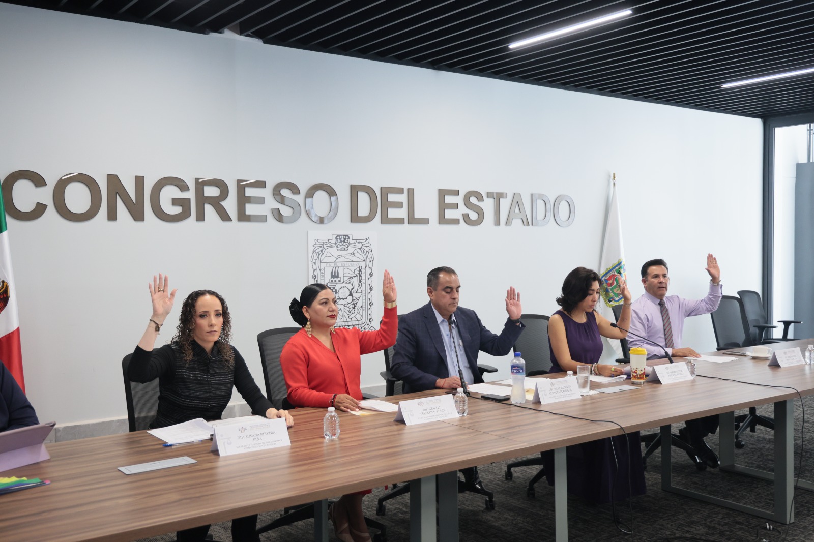 Avalan Comisión del Congreso exhorto para que los Ayuntamientos fortalezcan la difusión de mecanismos de denuncia