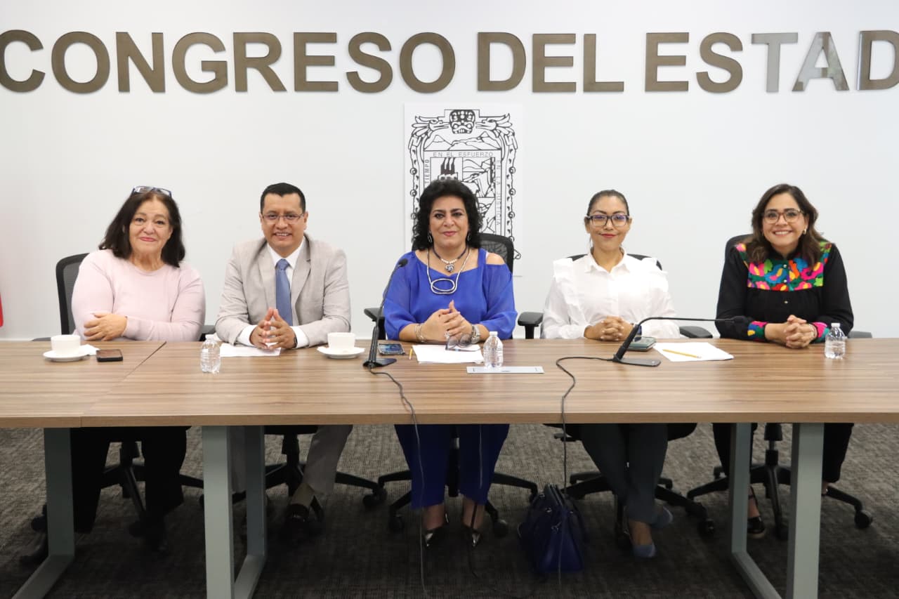 Comisión del Congreso aprueba exhorto para que Ayuntamientos cumplan con órdenes de protección a menores y mujeres víctimas de violencia