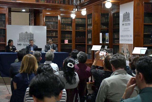 Preside Rectora Lilia Cedillo graduación de egresados de Derecho en modalidades semiescolarizada y a distancia
