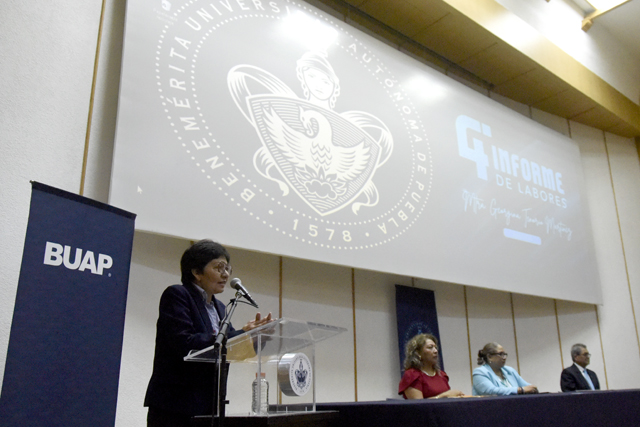 Calidad educativa y vinculación social marcan el informe de la Facultad de Derecho de la BUAP