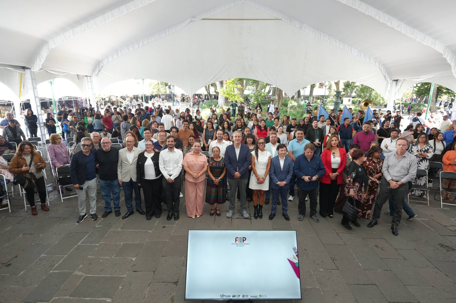 Posiciona Pepe Chedraui a Puebla capital como referente cultural con la segunda Feria Internacional del Libro