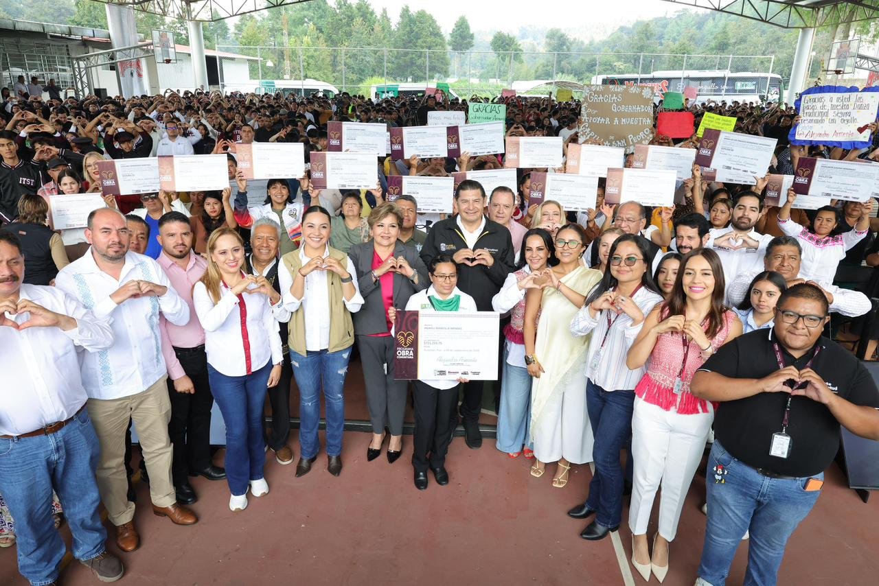 Gobierno del Estado transforma en grande con obra comunitaria y justicia energética