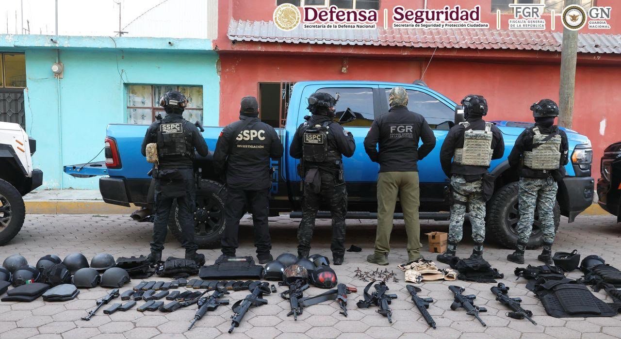 En Puebla, autoridades federales ejecutan 23 cateos y detienen a nueve personas relacionadas con una célula delictiva dedicada al robo de autotransporte de carga