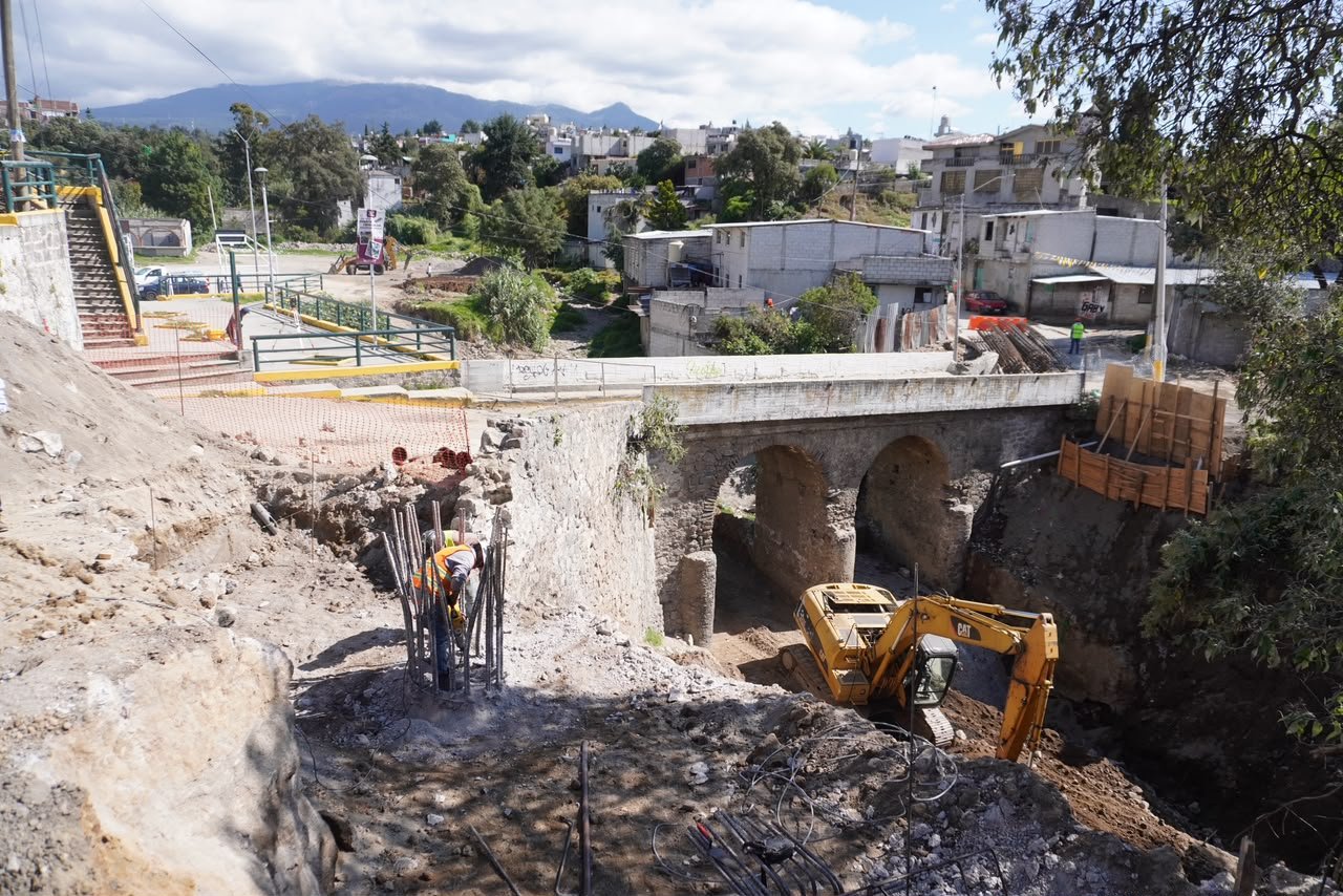 Supervisa Gobierno de Pepe Chedraui construcción del Puente Vehicular de San Miguel Canoa